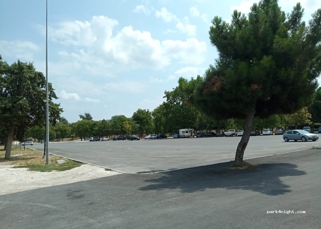 (414 47) Larisa - Parnithos — foto 2