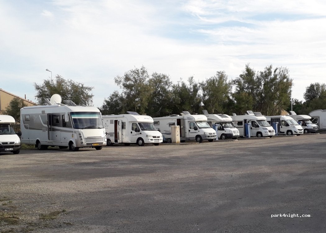 (13129) Arles - Salin de Giraud — foto