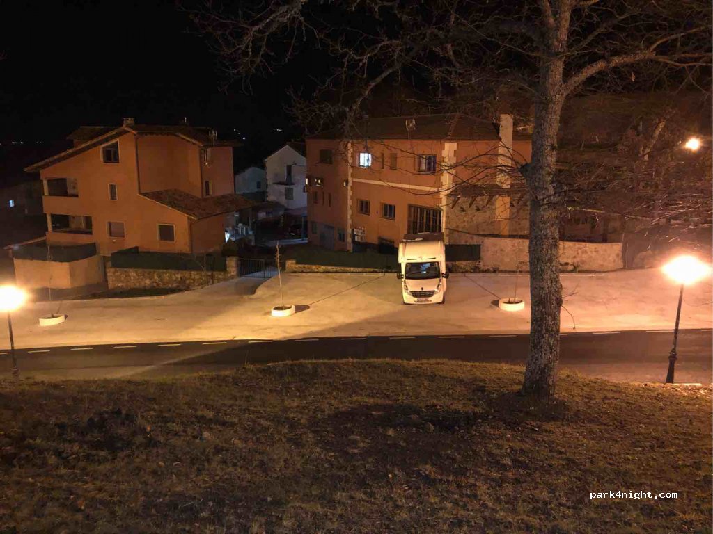 (37700) Béjar - 5 Carretera Castañar — foto