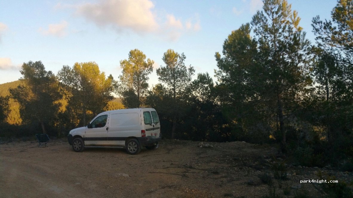 (08729) Castellet i la Gornal - PR-C 143 — foto