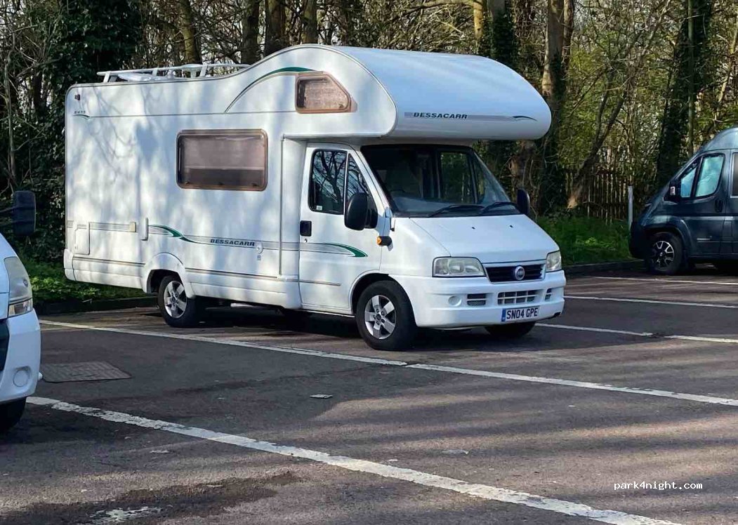 (SN10 1DA) Devizes Wiltshire - Station Road — foto 4