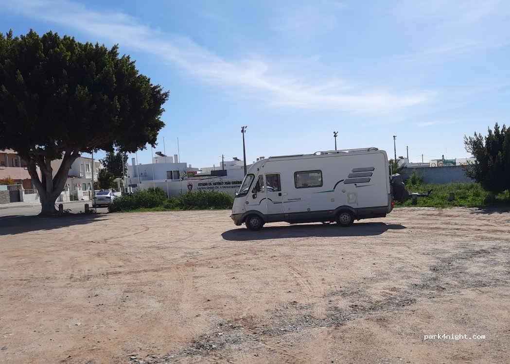 (8700-094) Moncarapacho - DP Rua das Olarias — foto