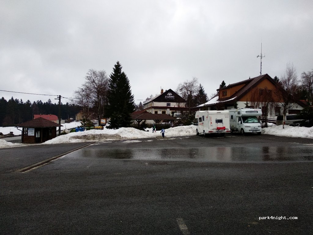 (592 04) Tři Studně - — foto