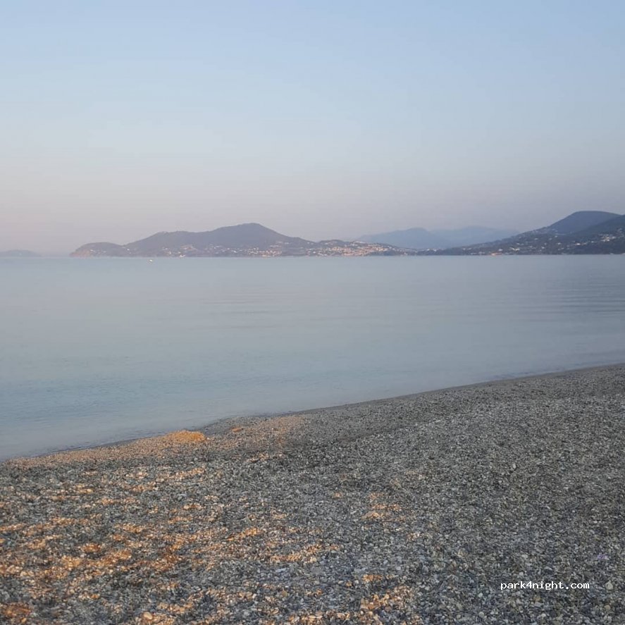 (83400) Hyères - 109 Chemin de Thalassa — foto