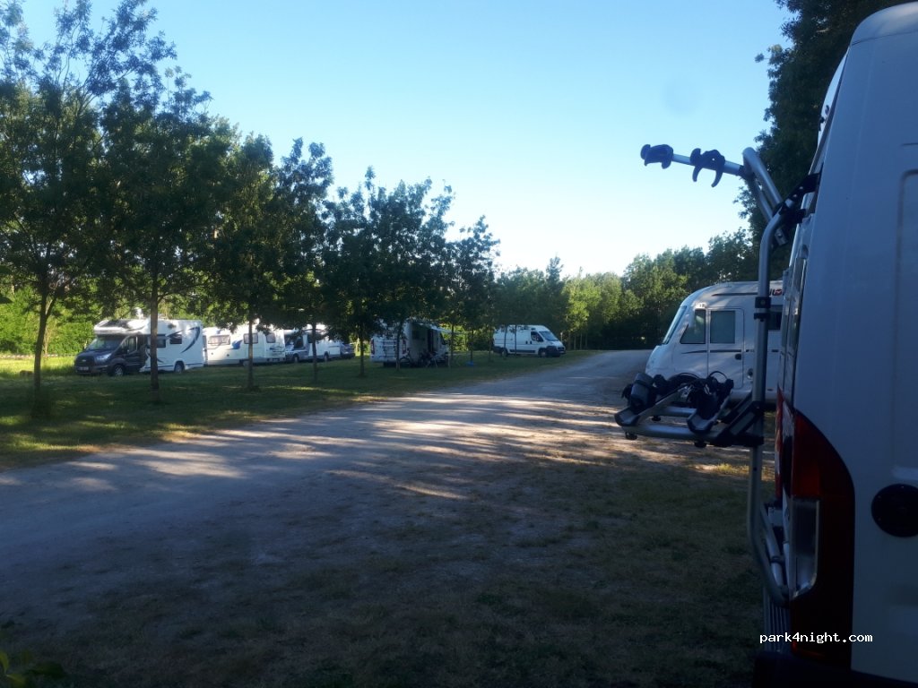 (85420) Maillé - La Petite Cabane — foto