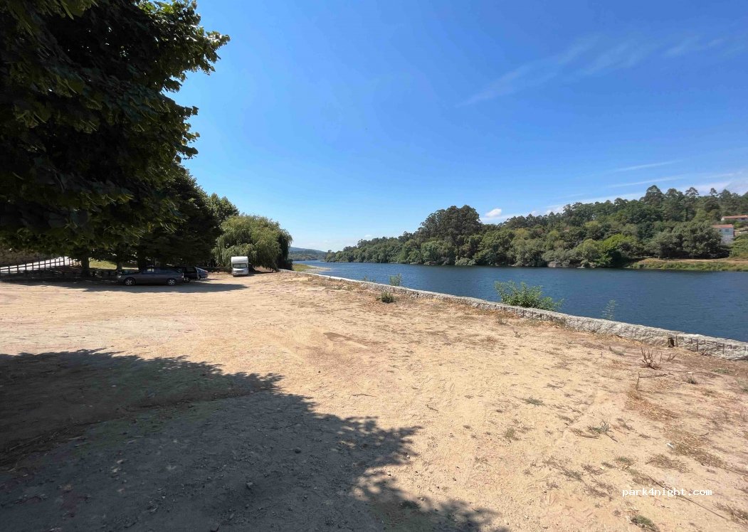 (4950) Lapela - Rua do Rio Minho — foto 2