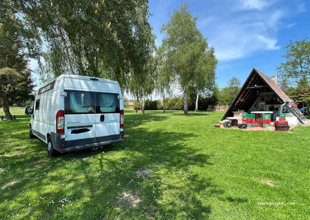 Nyírfás Camping & Motel — foto