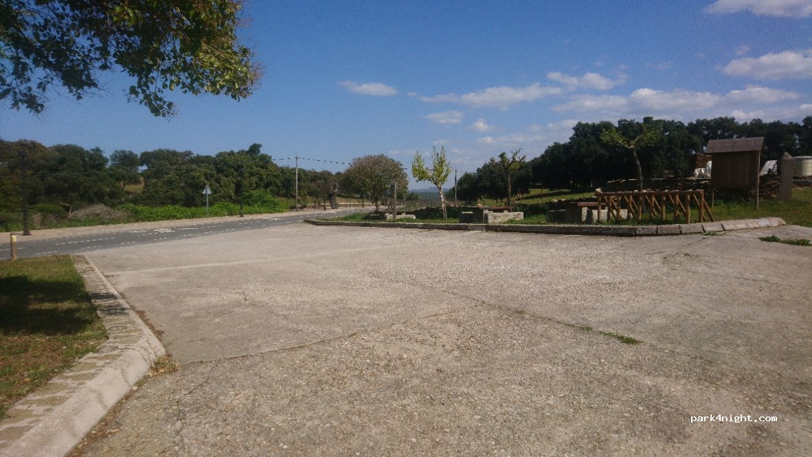 (10359) Romangordo - 10 Calle Carretera — foto