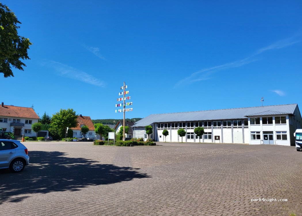 (34439) Willebadessen - 8 Borlinghausener Straße — foto