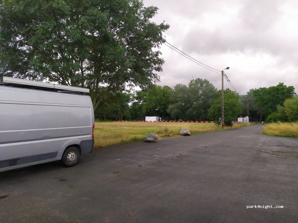 (72100) Le Mans - 92 Rue d'Arnage — foto