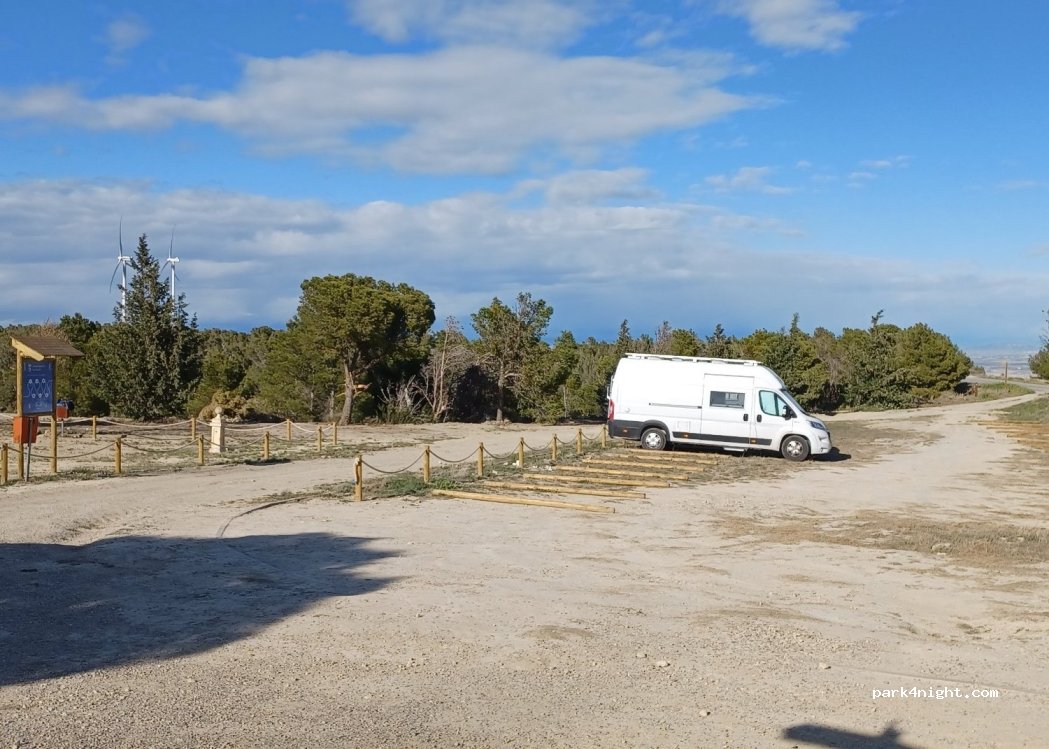 (50660) Tauste - Unnamed Road — foto 3