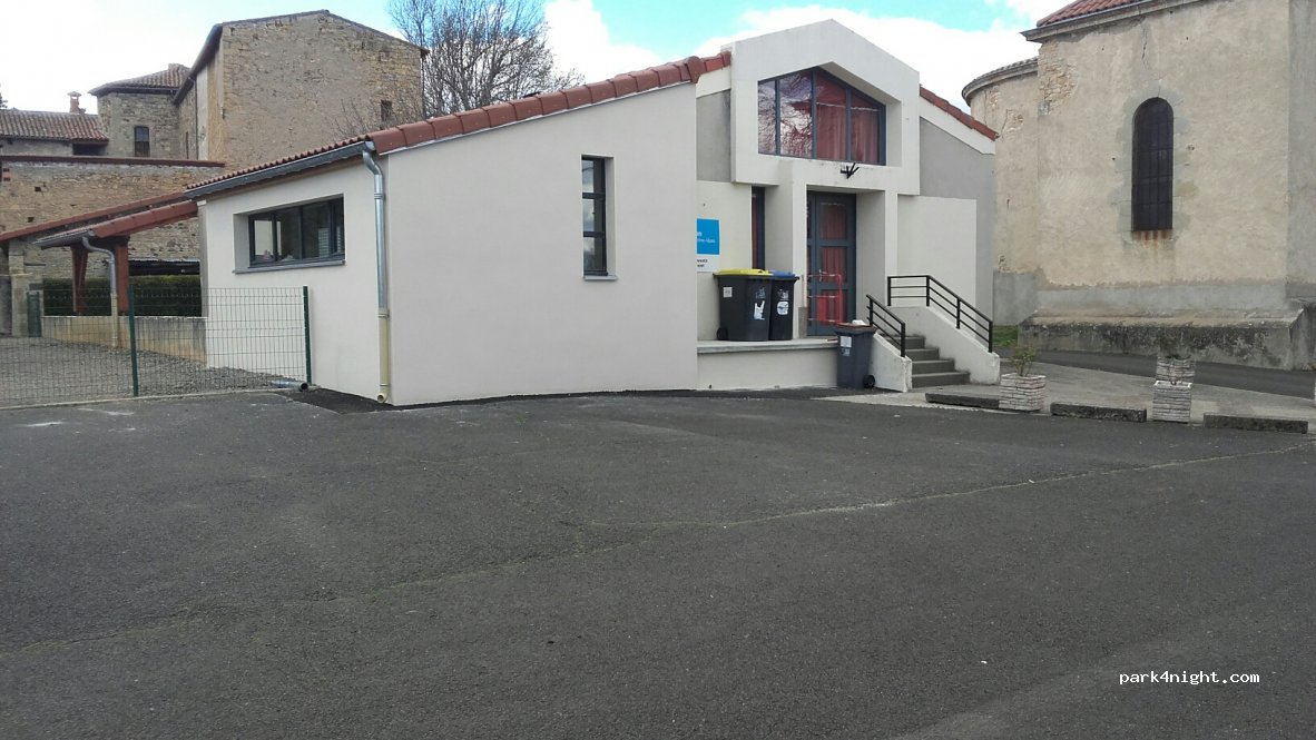 (63910) Vassel - 3 Passage du Château — foto