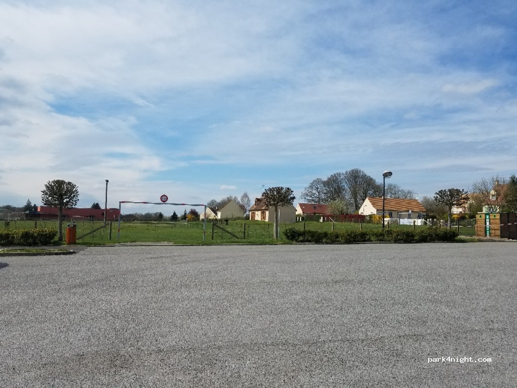 (61400) Le Pin-la-Garenne - 33 Rue Montgacel — foto