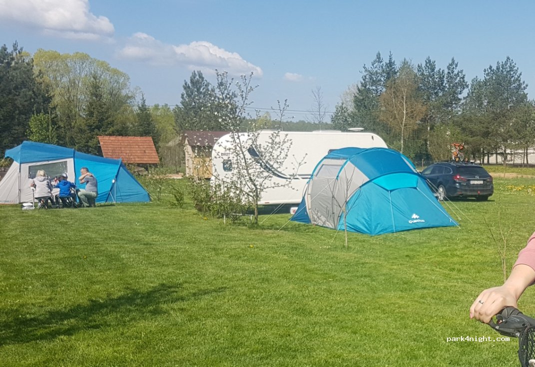 Pensjonat I Pole Namiotowe — foto