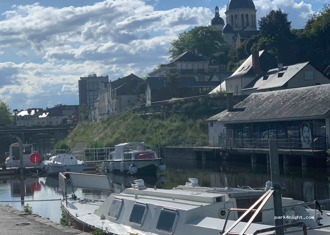(49500) Segré - 1 Rue du Port — foto 3