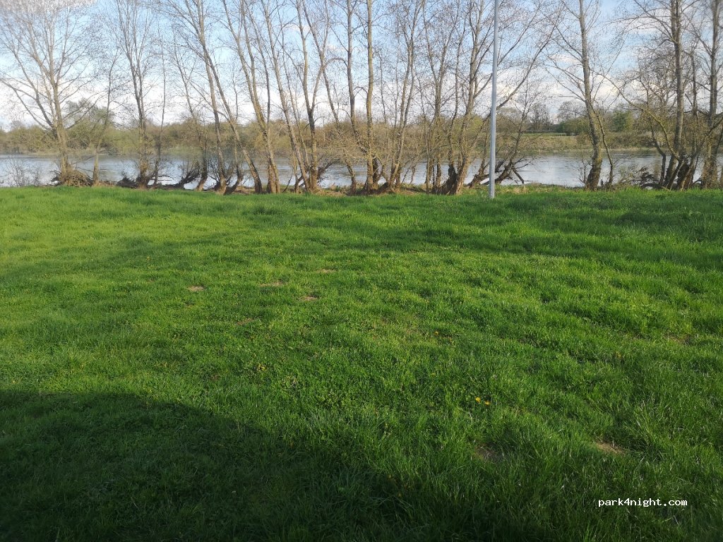 (71160) Saint-Agnan - D979 — foto 2