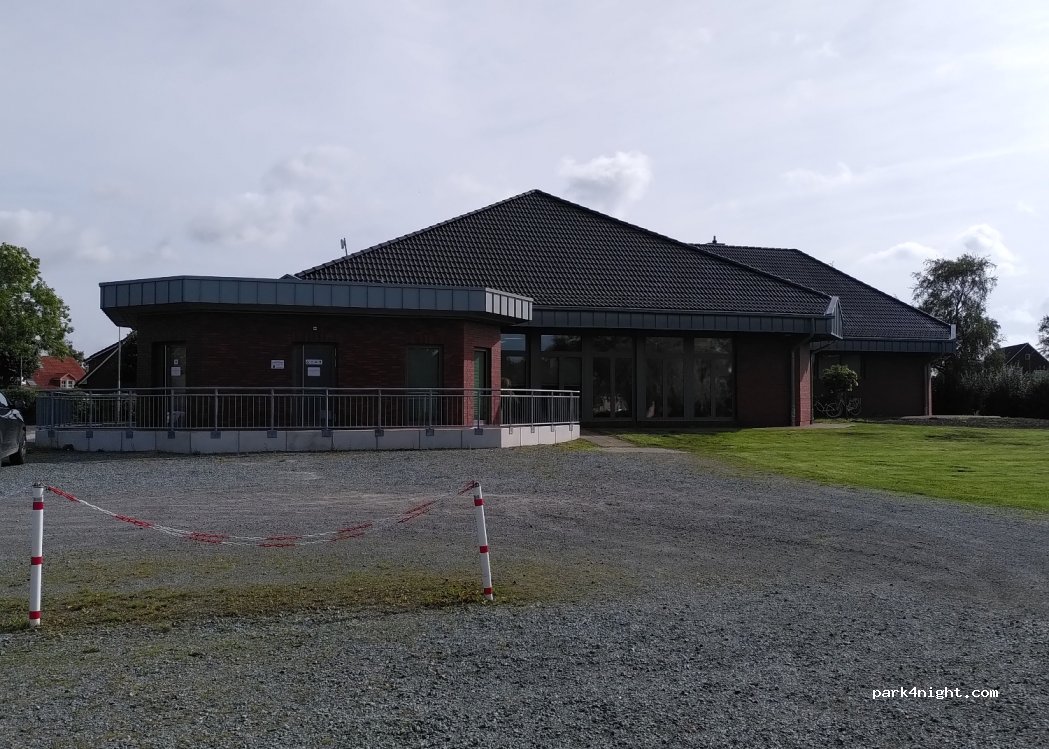 (26427) Werdum - 1 Raiffeisenplatz — foto 3