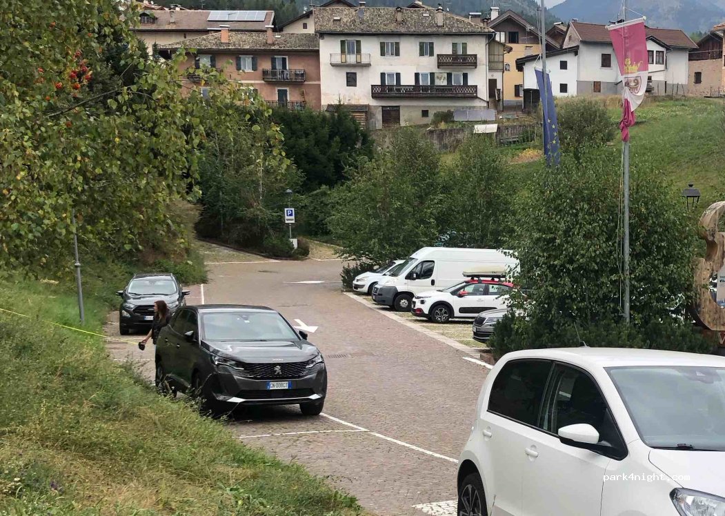 (38030) Varena - 3 Via Scuole Vecchie — foto 2