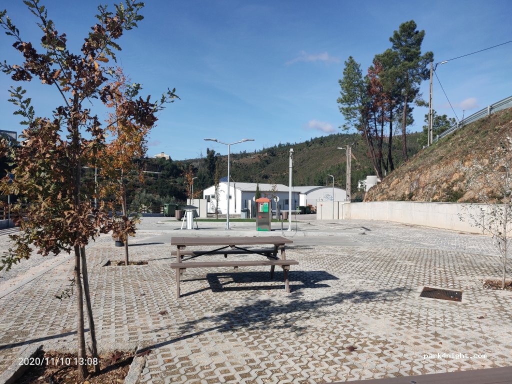 (3320) Pampilhosa da Serra - EM547 — foto