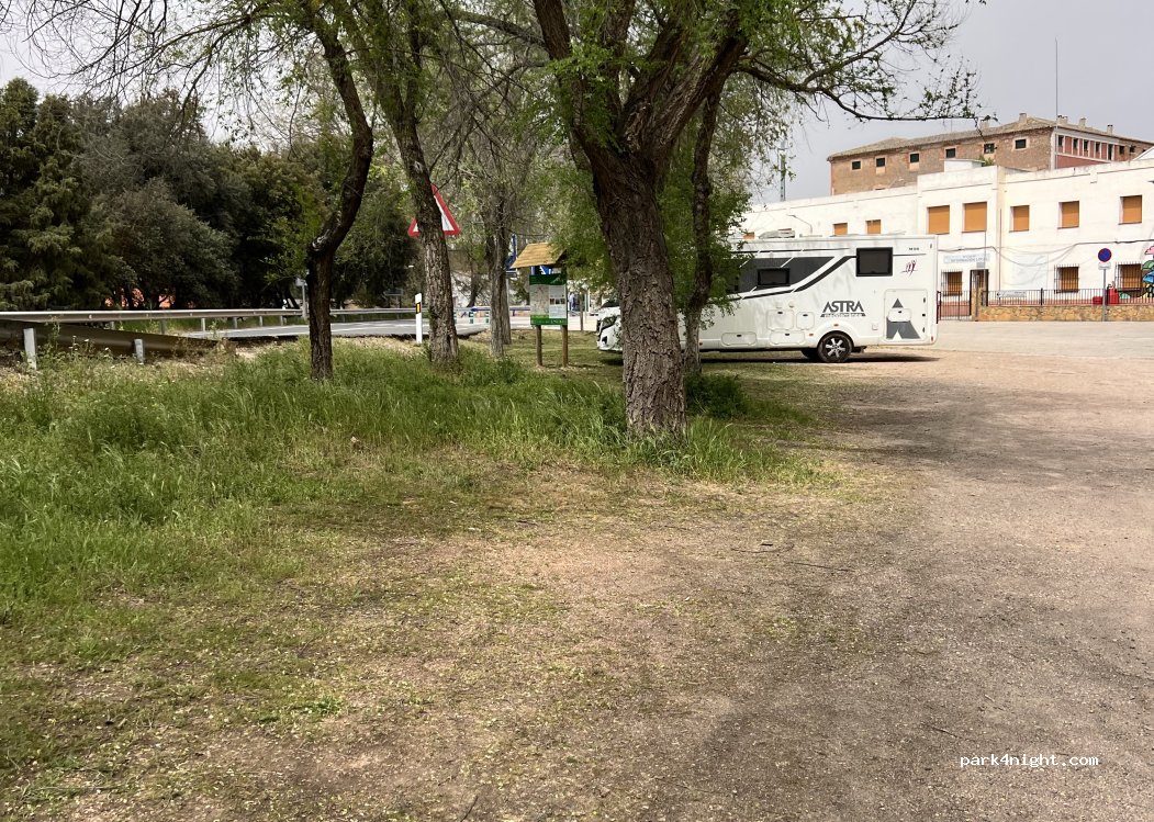 (13249) Ruidera - 8 Urbanización Cueva Morenilla — foto 5