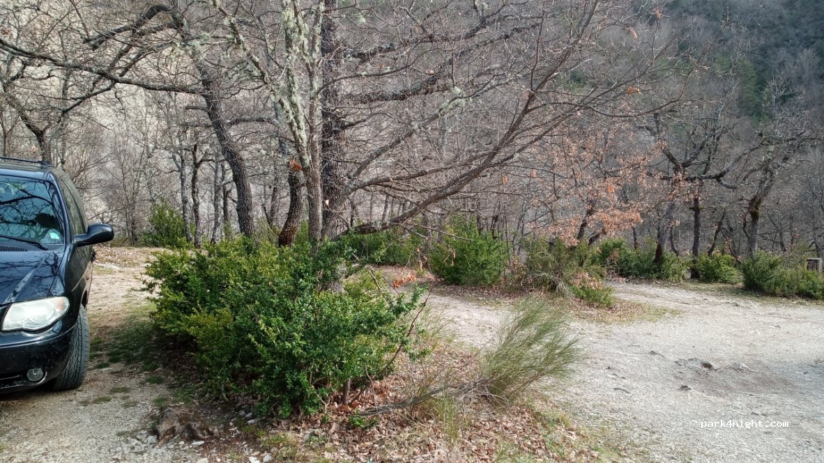 (05300) Barret-sur-Méouge - D942 — foto