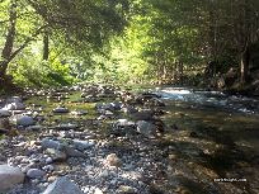 Camping Les Peupliers - Le Rozier — foto