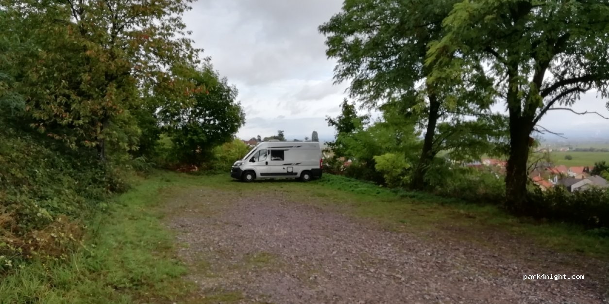 (76835) Gleisweiler - 18 Lindenallee — foto
