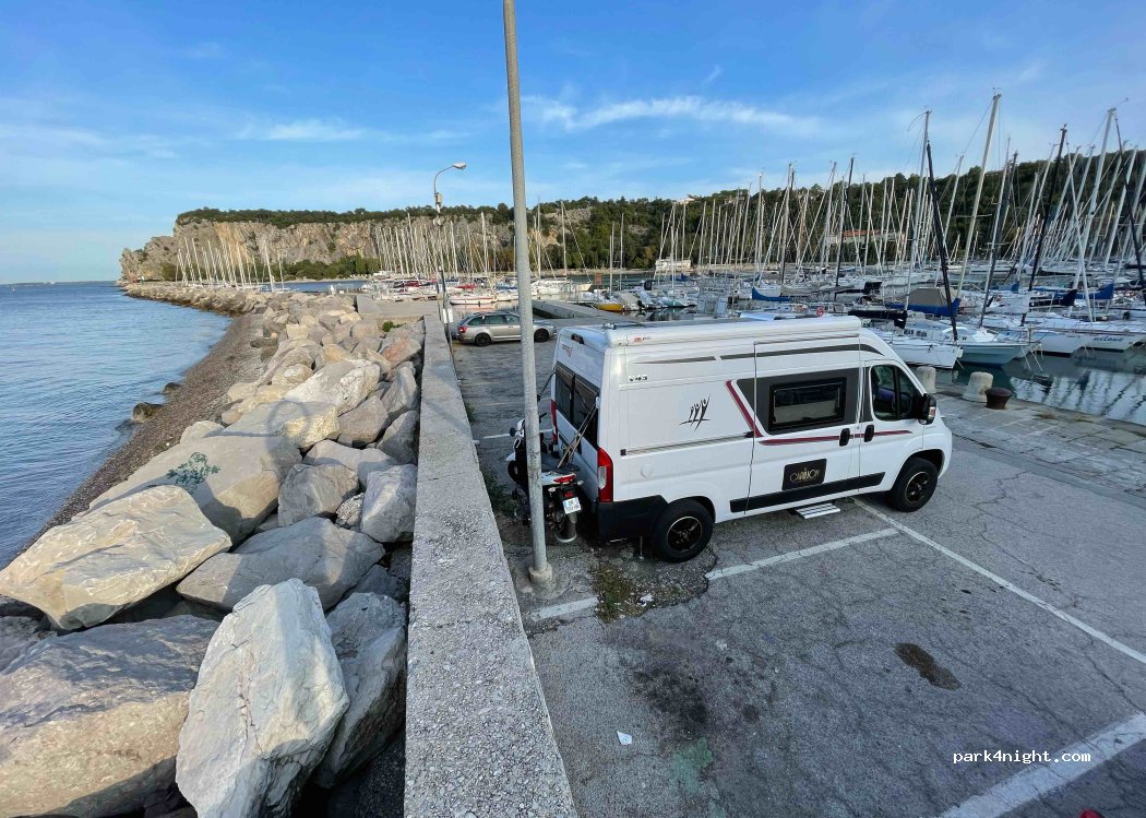 (34011) Duino - Unnamed Road — foto 4