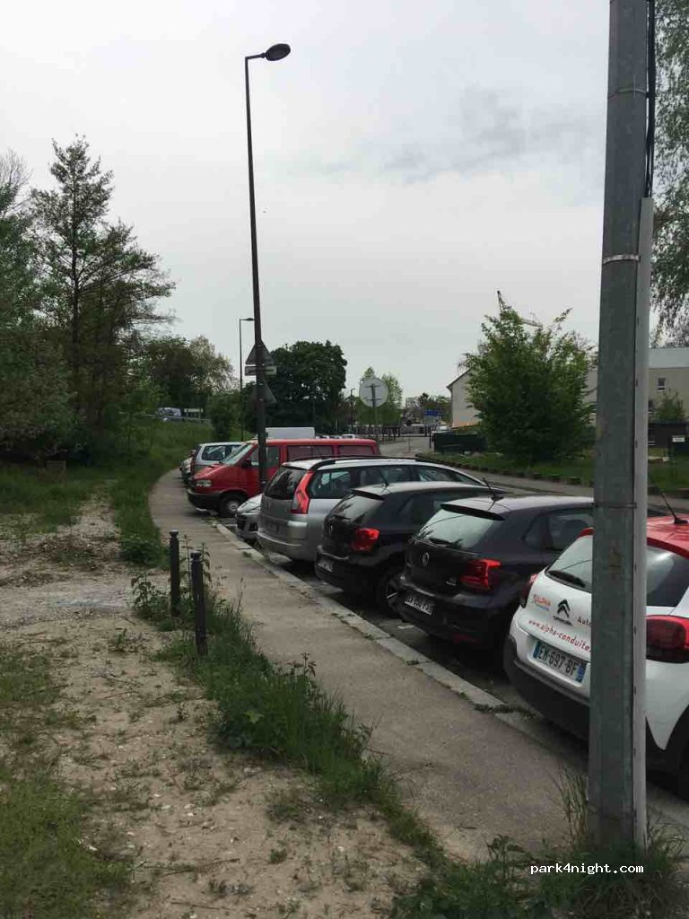 (67200) Strasbourg - 8 Rue de l'Abbé Lemire — foto