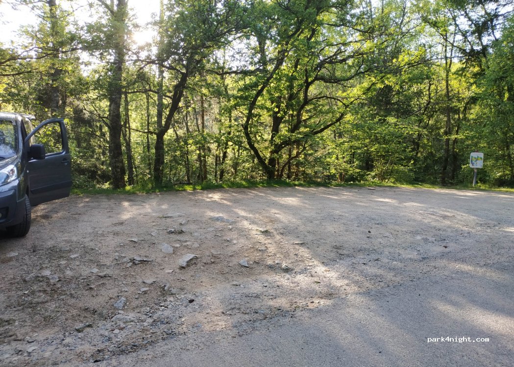 (71550) Roussillon-en-Morvan - — foto 3