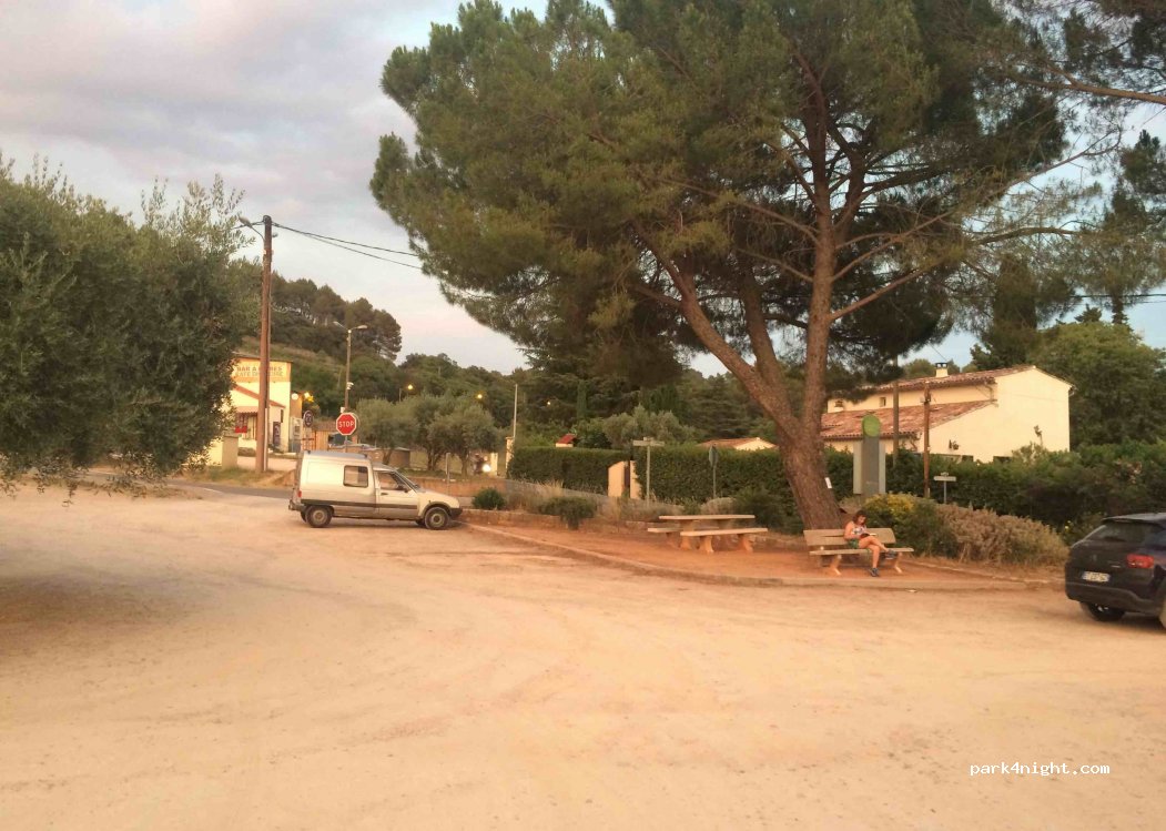 (83670) Barjols - D560 — foto 2
