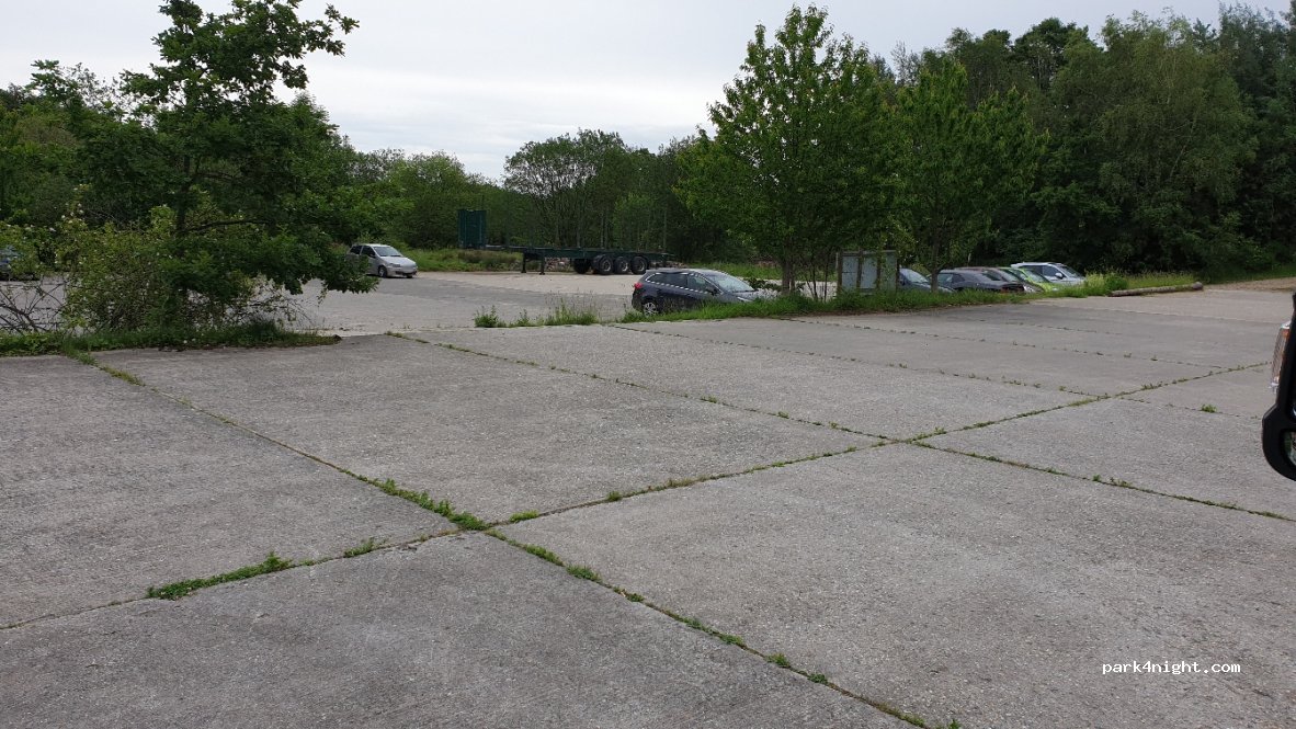 (61239) Ober-Mörlen - Unnamed Road — foto 2
