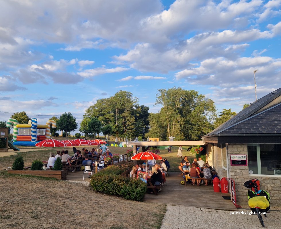 Camping Le Bois Fleuri — foto