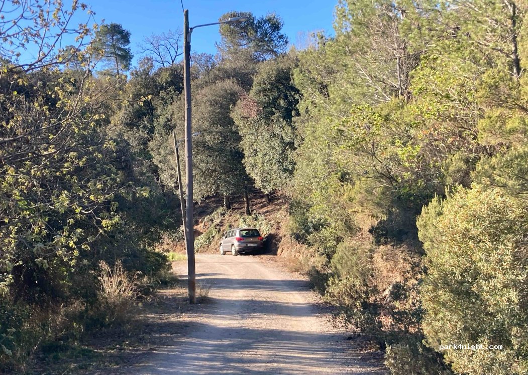 (08198) Sant Cugat del Vallès - 13 Carrer Adrià Pardos — foto