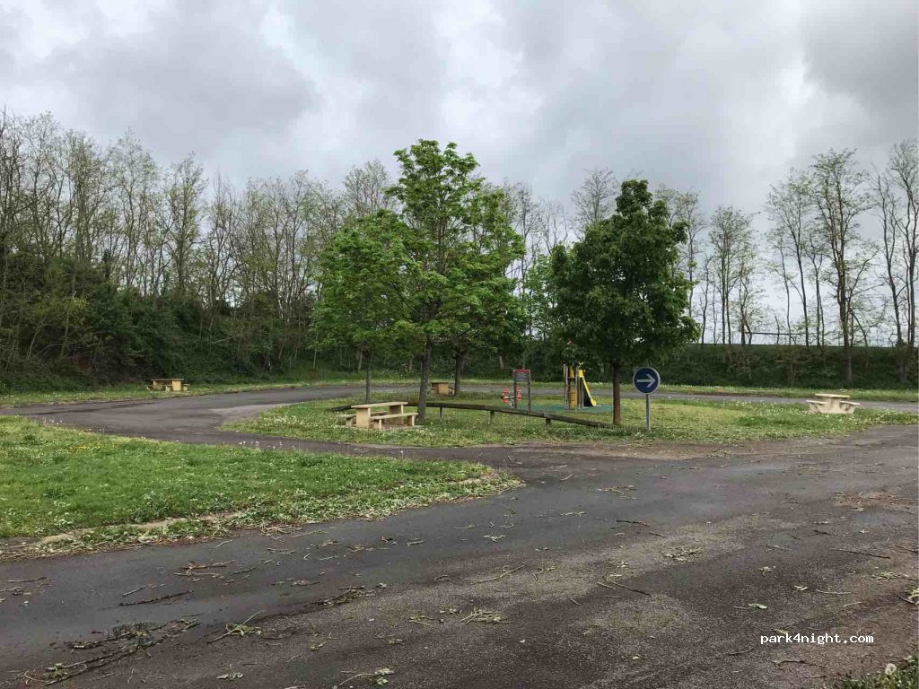 (71260) Saint-Albain - Champ Tabot — foto 2