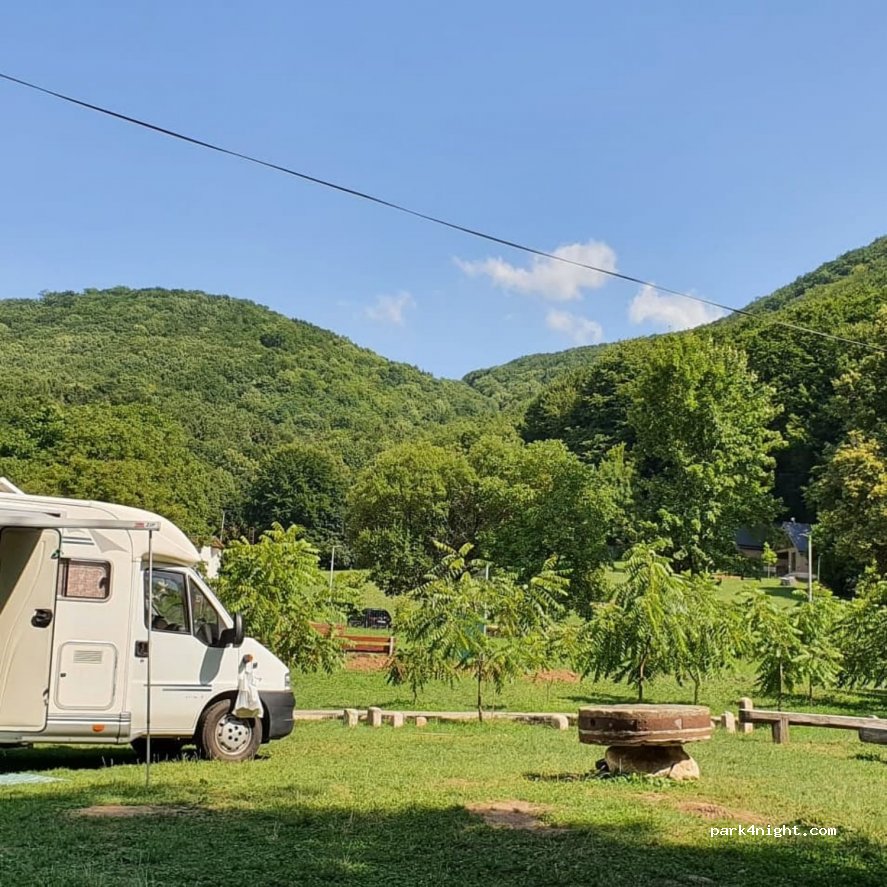 Gombasek Camping — foto