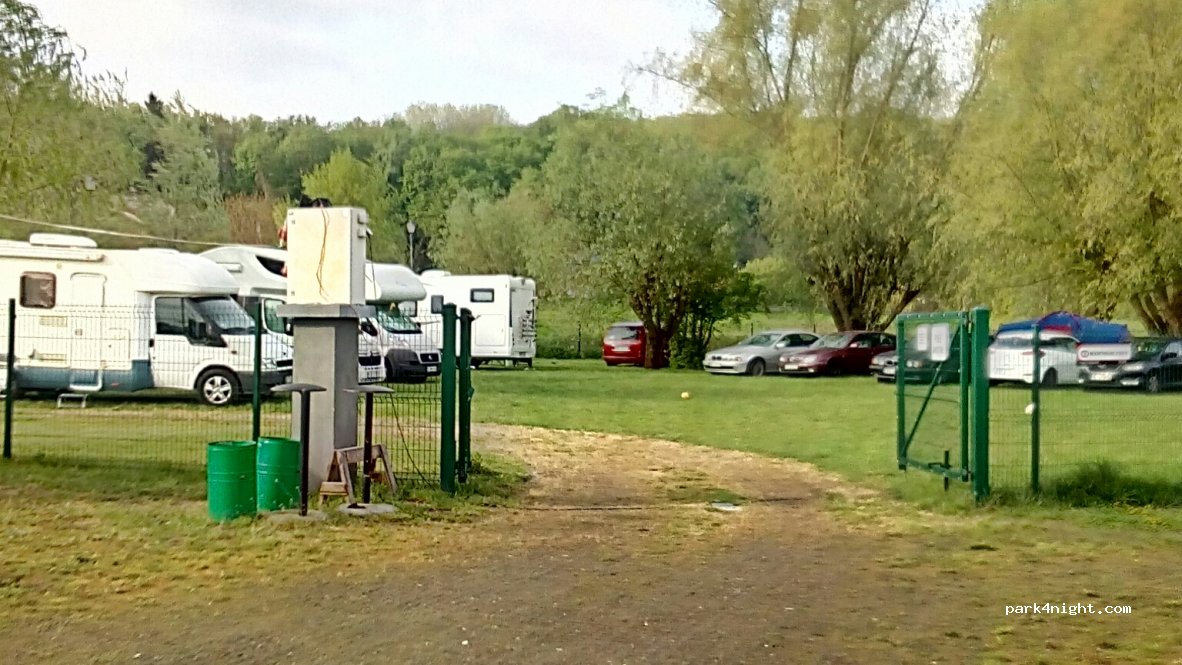 Camping Pole Namiotowe — foto