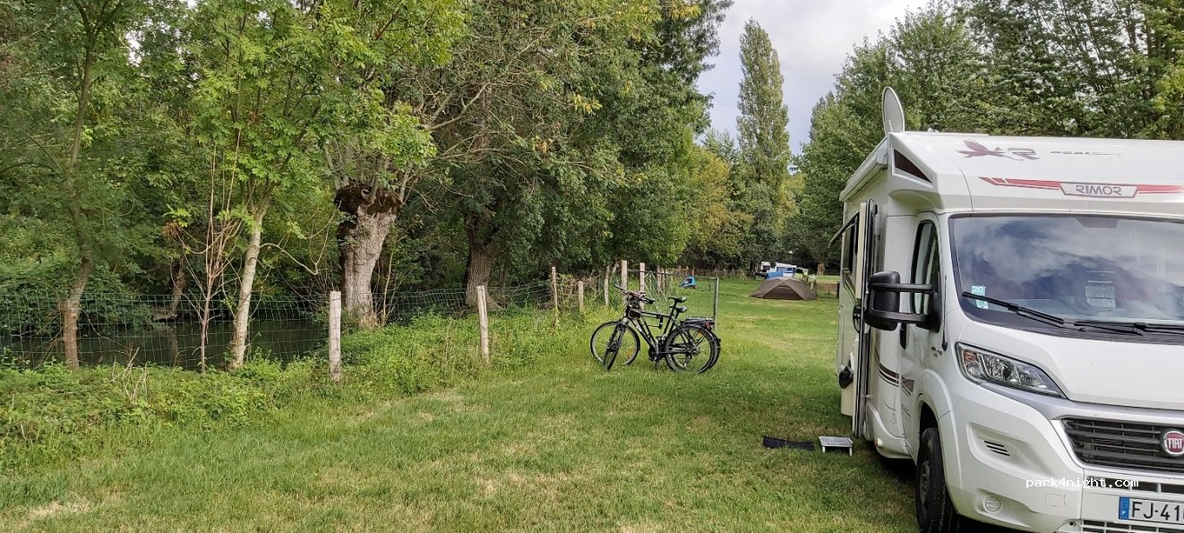 Camp Ilot Du Chail — foto