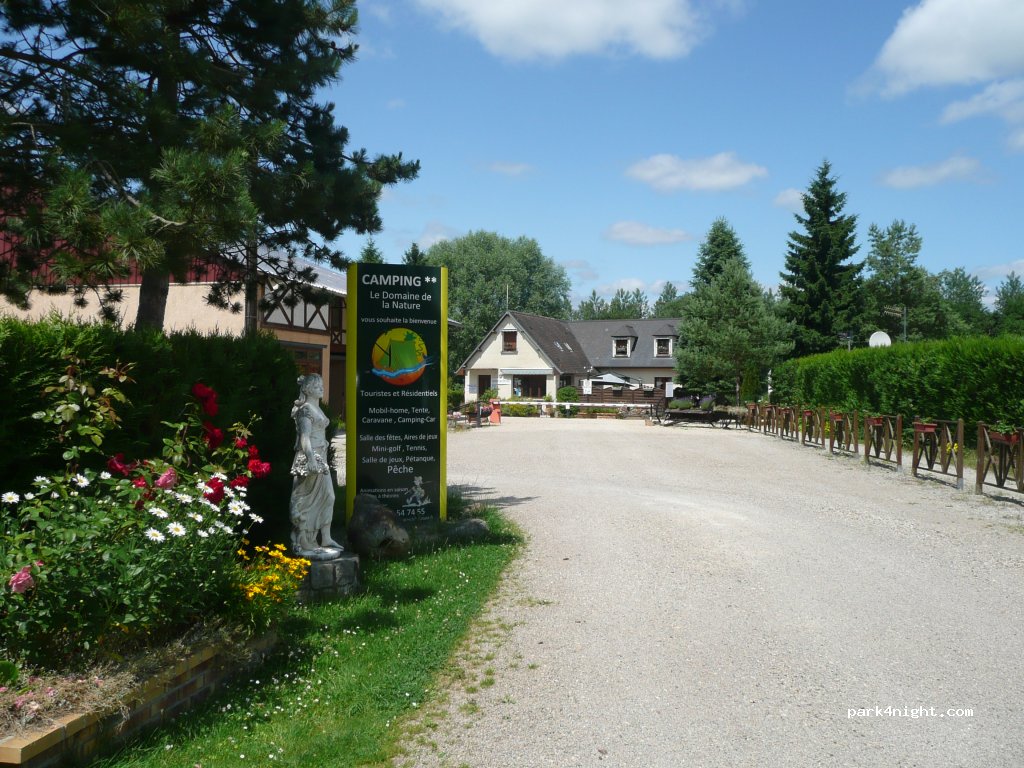 Camping du Domaine de la Nature — foto