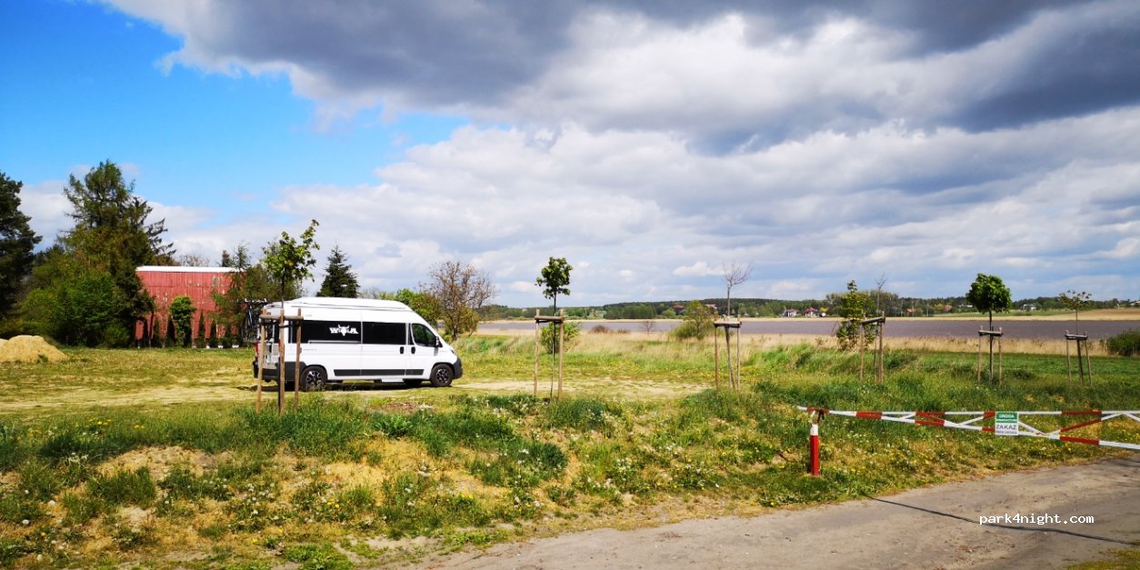 (64-320) Niepruszewo - 20 Poznańska — foto