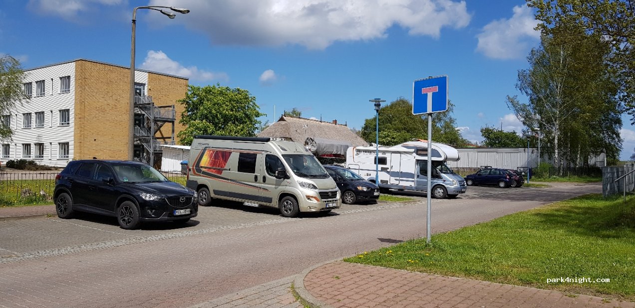 (17493) Greifswald - 3 Yachtweg — foto