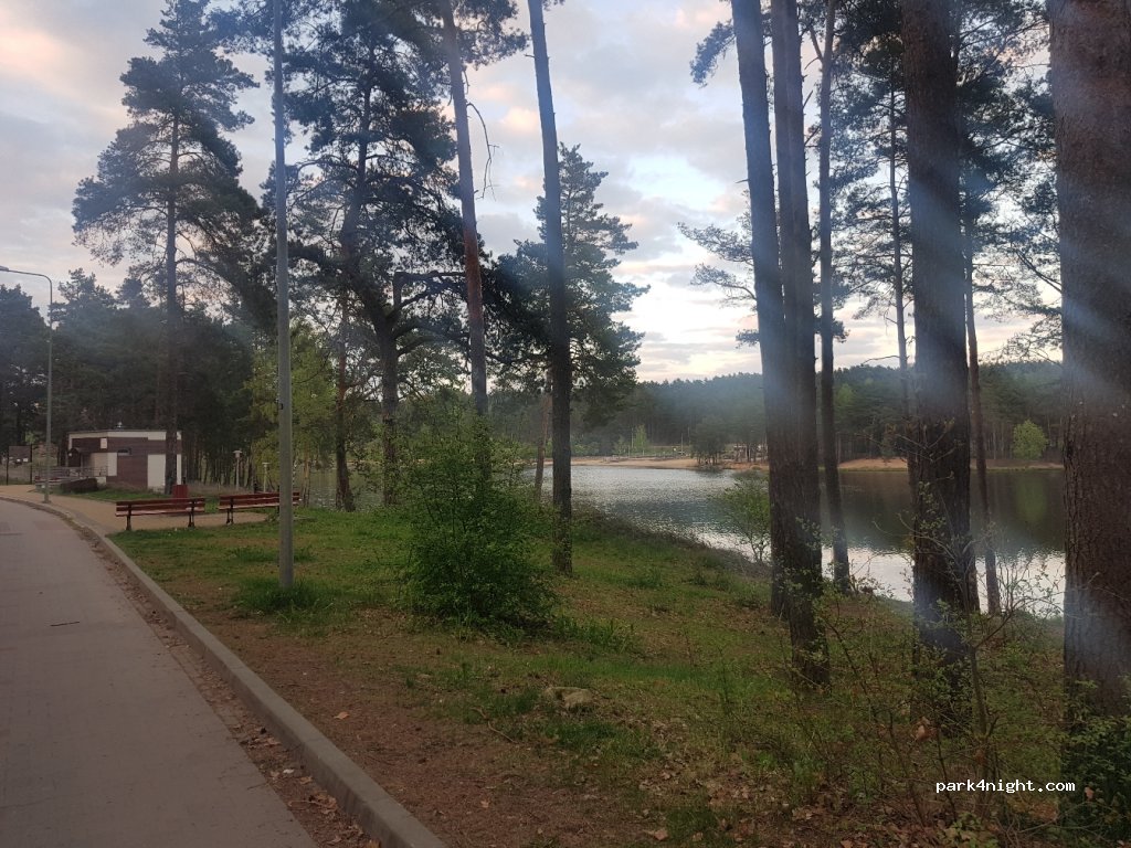 (26-100) Skarżysko-Kamienna - 128 Słoneczna — foto