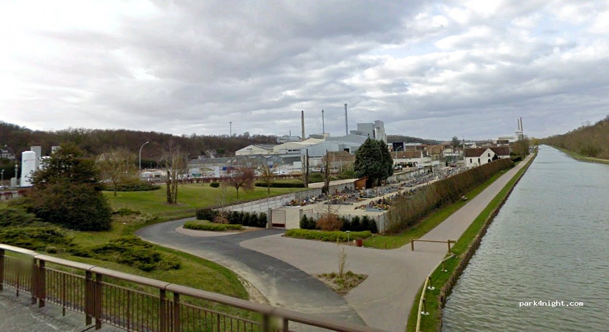 (77167) Bagneaux-sur-Loing - D40E — foto