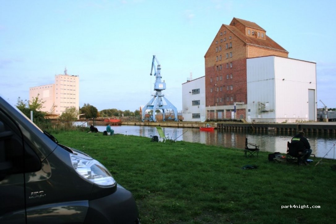 (17389) Anklam - 13 Werftstraße — foto