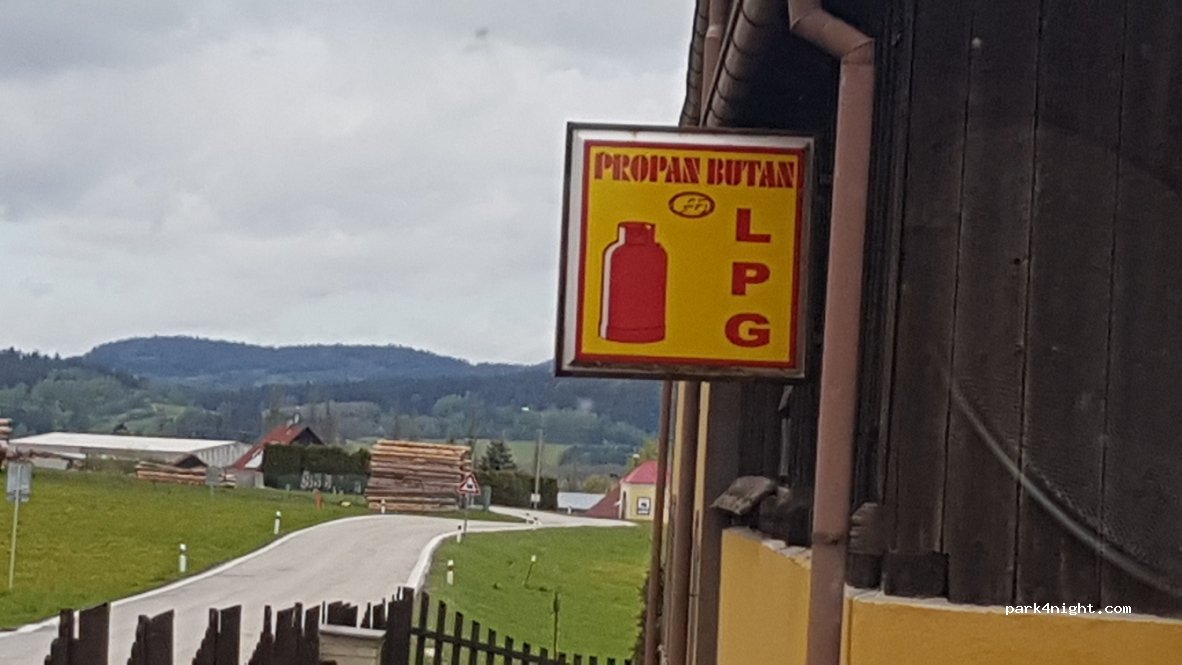 (382 26) Černá v Pošumaví - — foto