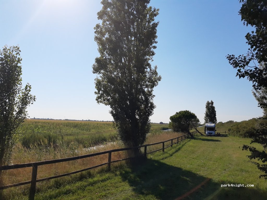 (45014) Boccasette - Unnamed Road — foto 3