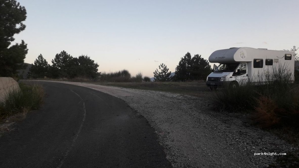 (422 00) Trigona - Ethniki Odos Trikalon Ioanninon — foto