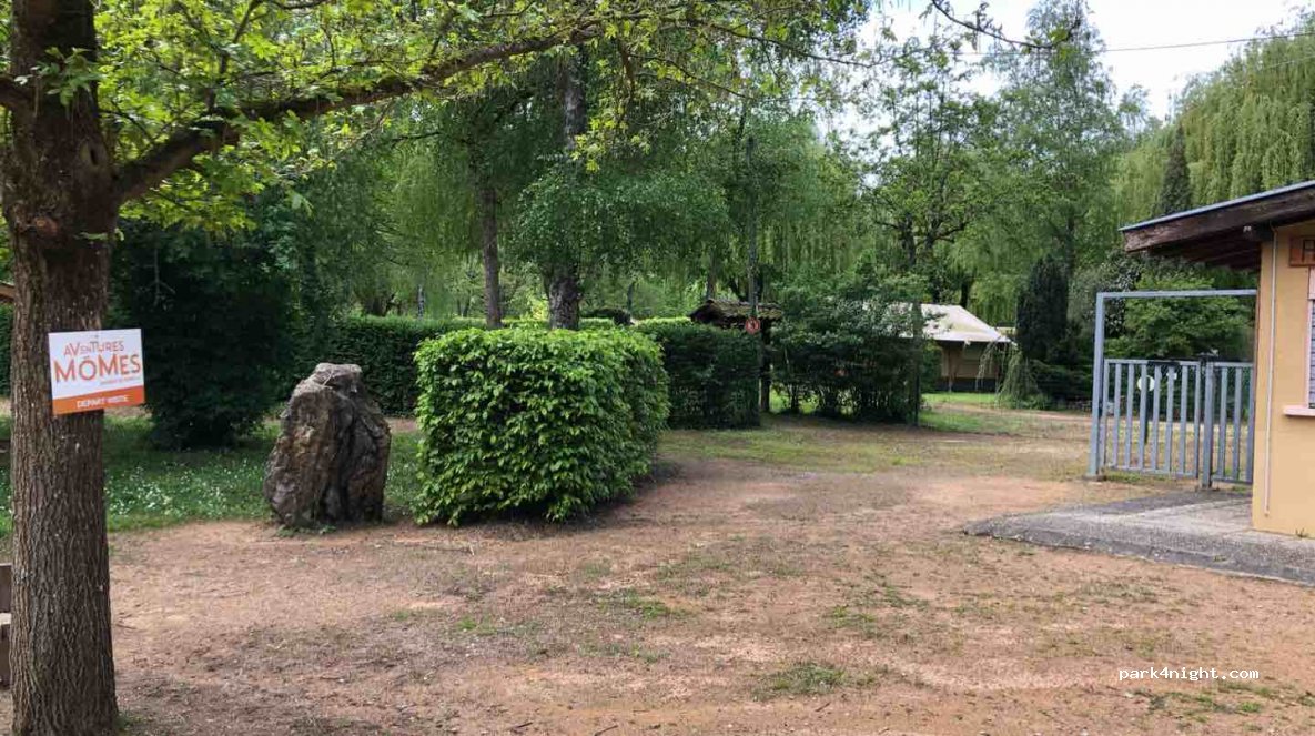Camping des Grottes Azé — foto 2