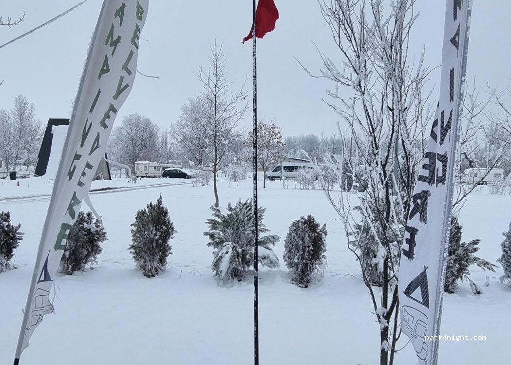 Camping Bucuresti Belvedere — foto 4