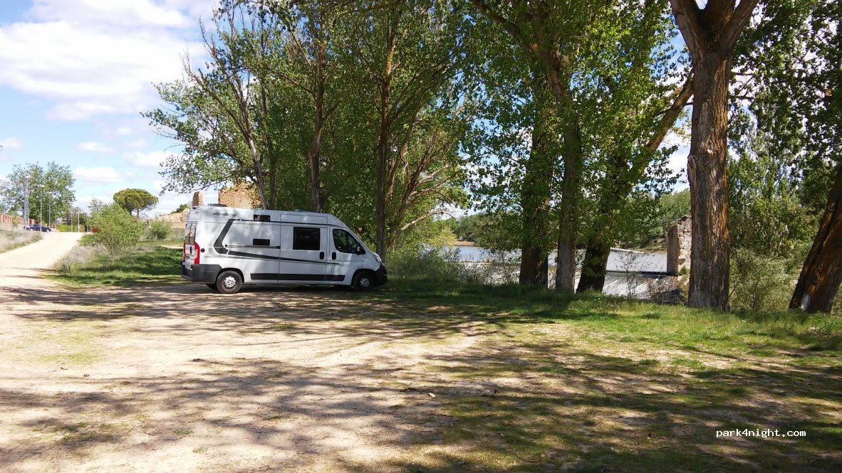 (47132) San Miguel del Pino - 11 Calle Río Duero — foto